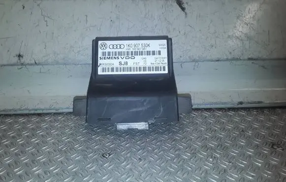 Volkswagen Touran I Gateway control module 1K0907530K