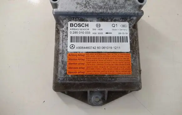 Mercedes-Benz Vito Viano W639 Airbag control unit/module A9064460742
