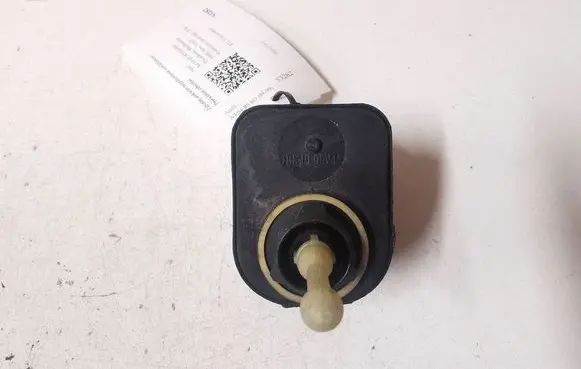 Audi A4 S4 B5 8D Headlight level adjustment motor 6K5941295