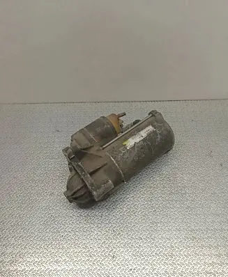Renault Laguna II Starter motor D7R44 8200622079 0283PDA0