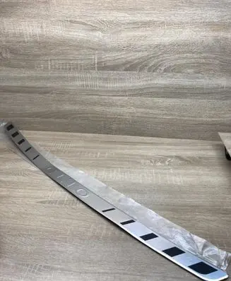 Renault Clio V Rear bumper trim bar molding 8201716234