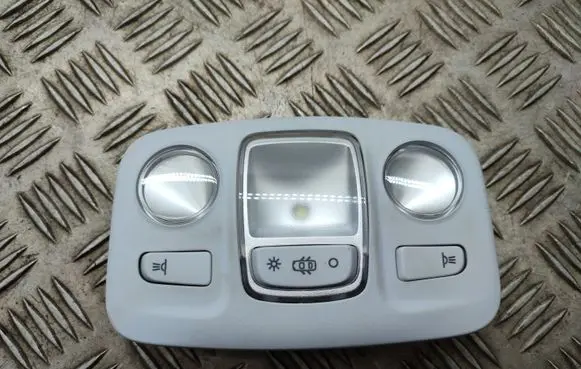 Peugeot 2008 I Front seat light