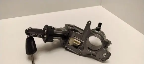 Opel Zafira B Ignition lock NO501882 01639809