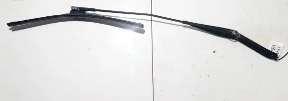 Ford Focus Front wiper blade arm