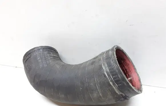 Volvo V70 Intercooler hose/pipe