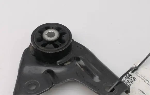 Ford Edge I Rear differential mounting bracket 7T434C037AE