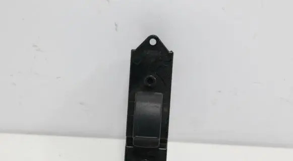 Citroen C-Crosser Electric window control switch 8608A182 C8DD642M