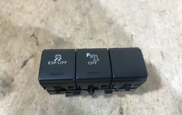 Peugeot 508 Parking (PDC) sensor switch 96661579ZD