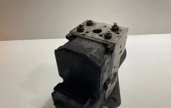 Mercedes-Benz Sprinter W901 W902 W903 W904 ABS Pump A0004460789 0265220468 0004460789