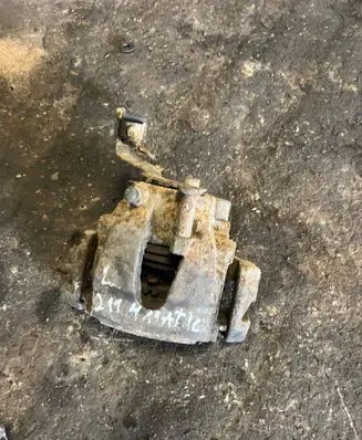 Mercedes-Benz E W211 Front brake caliper