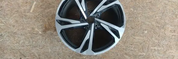R20 alloy rim