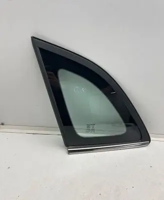 MG ZS Rear side window 11410467