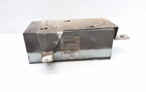 Volvo V70 GPS navigation control unit/module 8633797