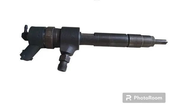 Opel Vectra C Fuel injector 0445110276