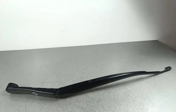 Jeep Grand Cherokee WL Front wiper blade arm