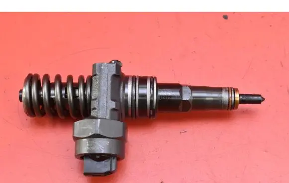 Volkswagen Sharan Fuel injector 038130073AC