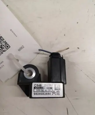 Citroen C6 Airbag deployment crash/impact sensor 9636982680 C6461204614
