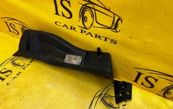 Renault Clio IV Trunk/boot trim cover 799120964R