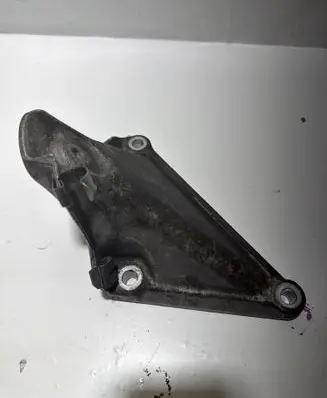 BMW 5 E60 E61 Engine mounting bracket 1706AC46000 6769153 EN1706AC