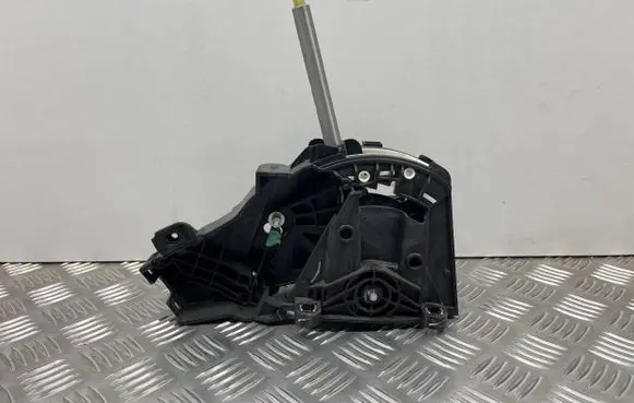 Ford Escape III Gear shifter/selector 151531NAA