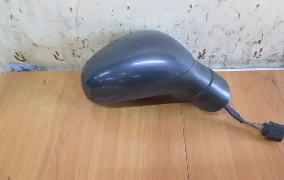 Seat Leon (1P) Front door electric wing mirror