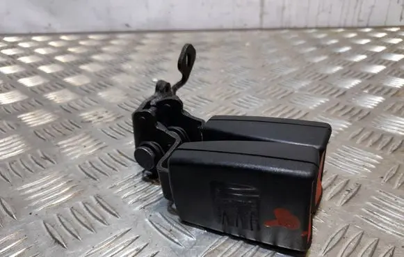 Audi A3 S3 8V Rear seatbelt buckle 8V0857739