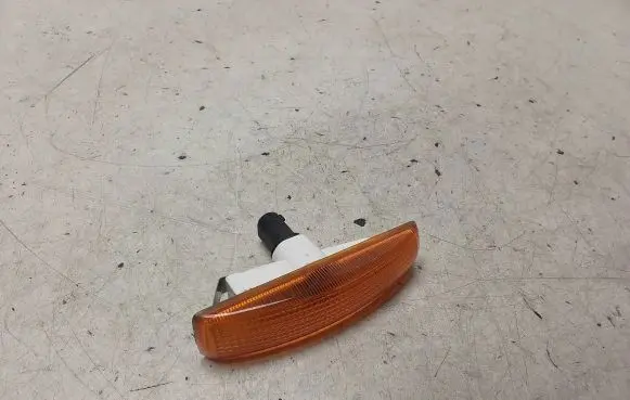 Land Rover Range Rover Sport L320 Front fender indicator light CH9h2213n330a