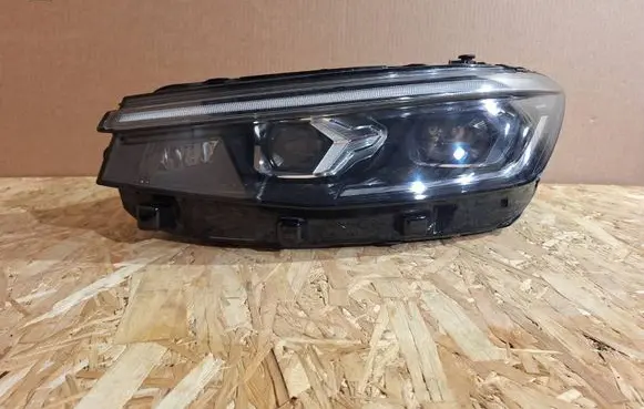 Volkswagen PASSAT B9 Headlight/headlamp 3J1941035