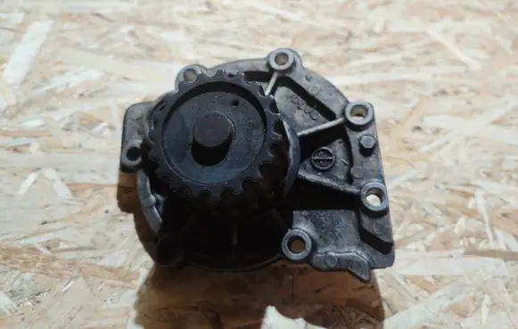 Volvo XC60 Water pump 31293456
