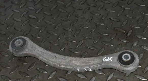 Chrysler 300 - 300C Rear upper control arm/wishbone