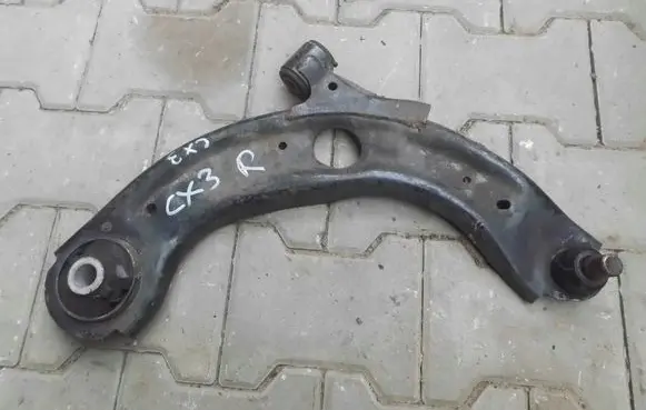 Mazda CX-3 Front lower control arm/wishbone 65566556