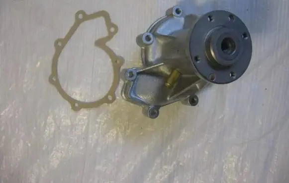 Mercedes-Benz E W124 Water pump 6022000020