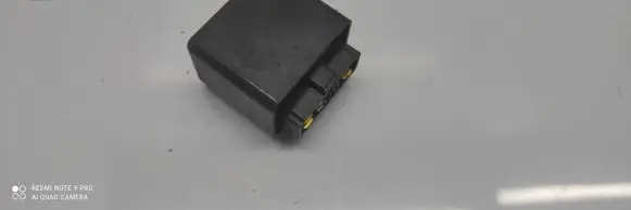 Mazda 626 Window wiper relay MB261624