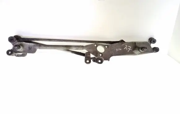 Lexus GS 300 400 430 Front wiper linkage 