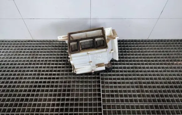 Subaru Forester SF Interior heater climate box assembly 72110FC040