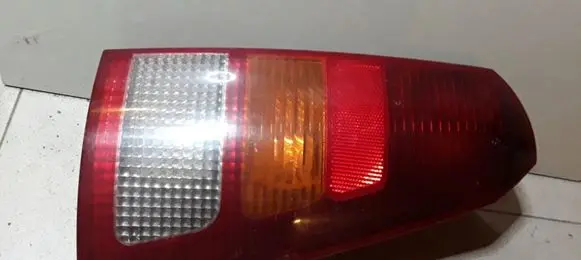 Ford Focus Rear/tail lights XS4X13N004EC