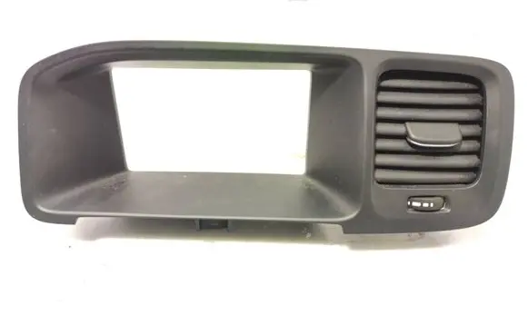 Dash center air vent grill