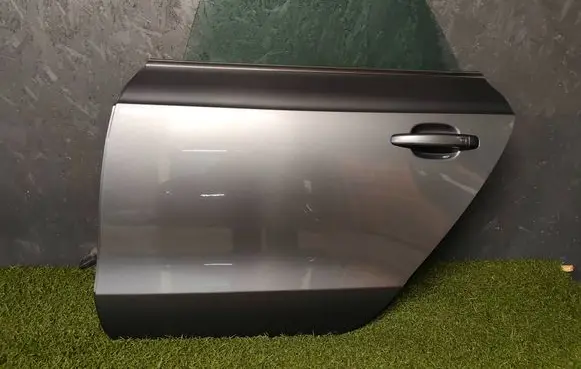 Rear door