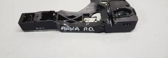 Renault Arkana Front door lock 806068623R