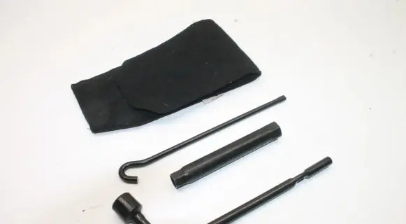 KIA Sorento Tool set 