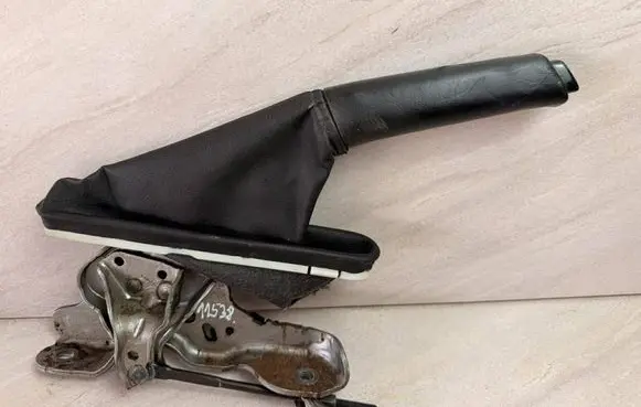 Volkswagen Jetta VI Handbrake/parking brake lever assembly 5C0711303Q 5C0711465B