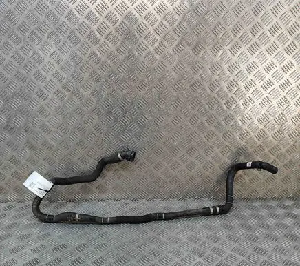 BMW 2 F44 Engine coolant pipe/hose 6832801 6832803