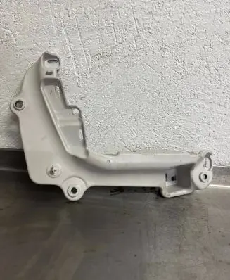 Maserati Levante Other sill/pillar trim element 670035050