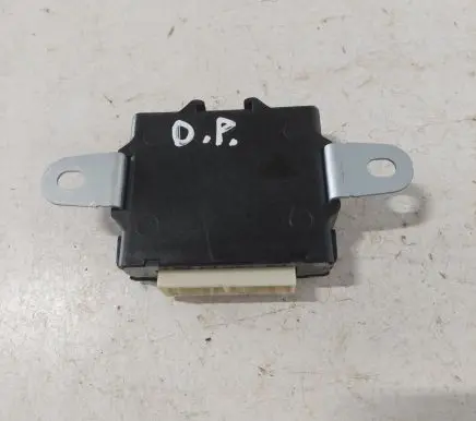 Lexus RX 450H Wing mirror control module 8943048101 615350000