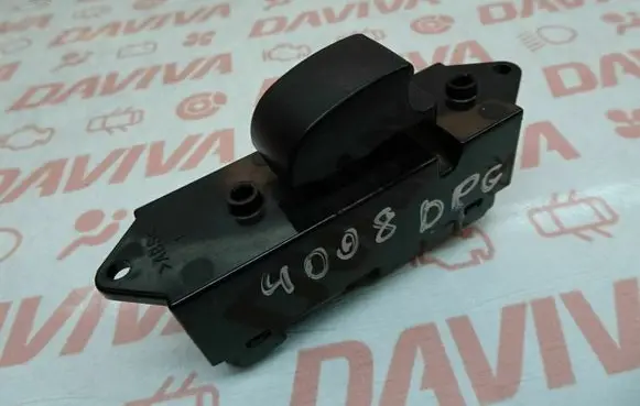 Peugeot 4007 Electric window control switch 8608A062