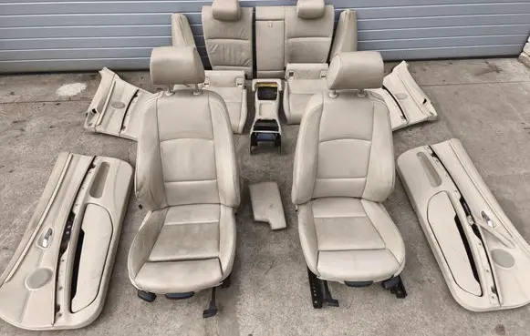Seat set