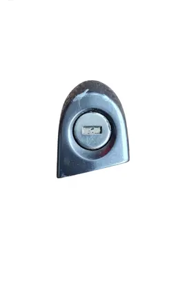 BMW 3 E90 E91 Front door lock