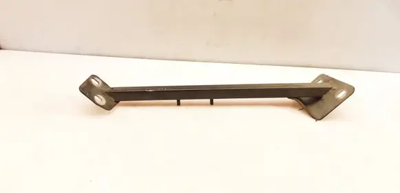 Audi A8 S8 D3 4E Fender mounting bracket 4E0805463F
