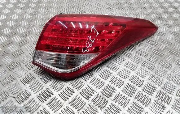 Hyundai i40 Rear/tail lights 924023z3