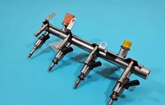 Fuel injector